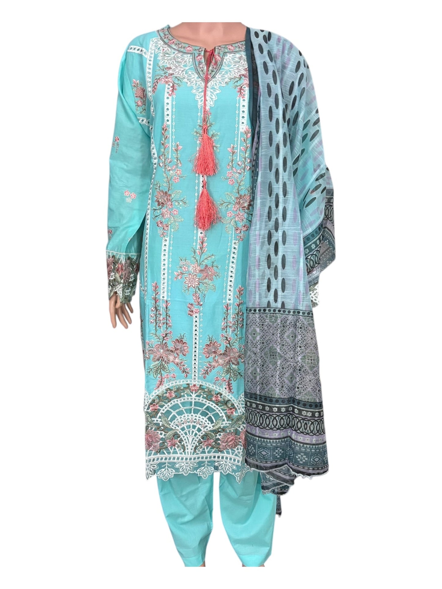TRADITIONAL PAKISTANI SALWAR KAMEEZ – ETHNIC WEAR FOR WOMEN-269