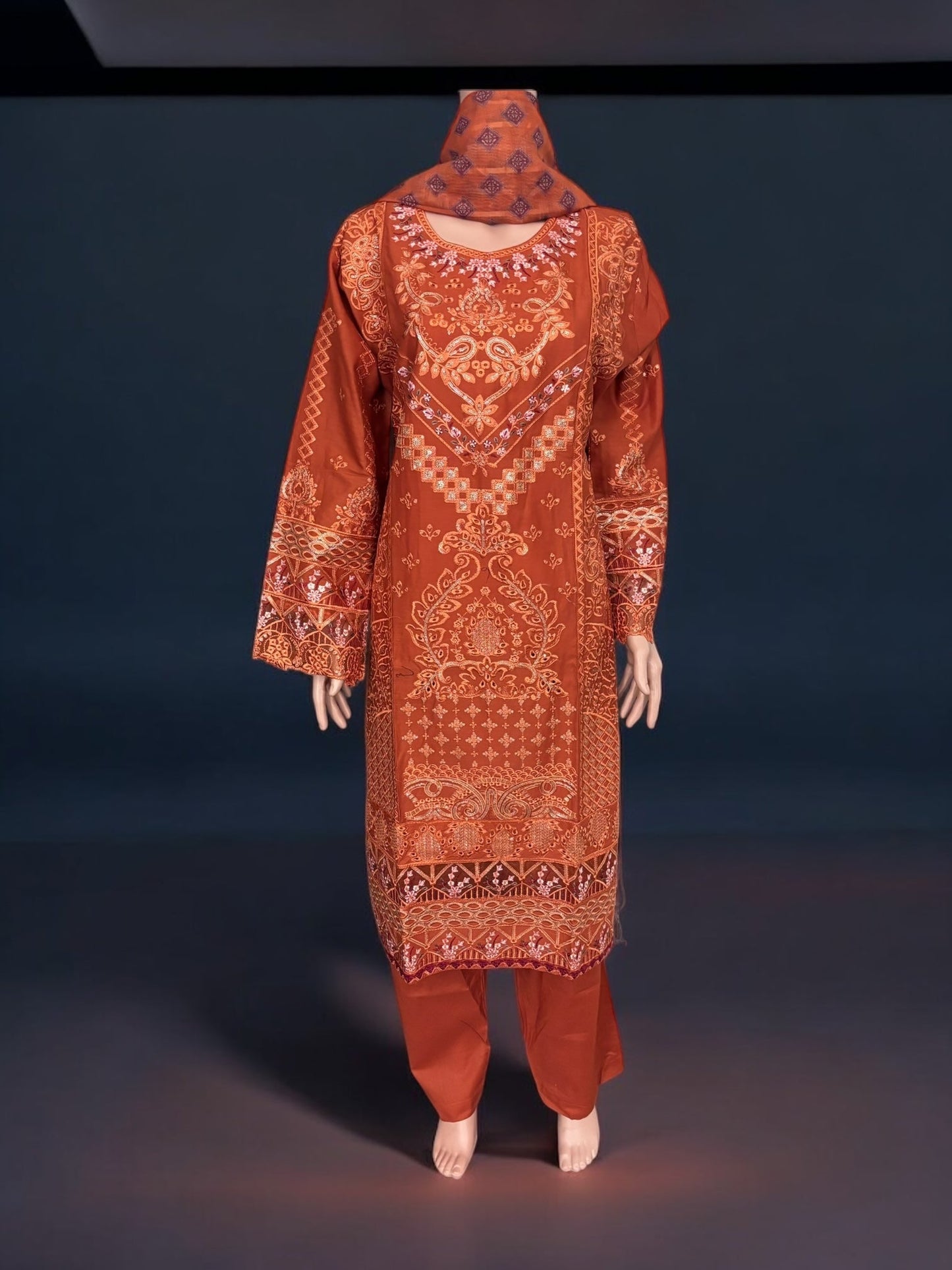 TRADITIONAL PAKISTANI SALWAR KAMEEZ – ETHNIC WEAR FOR WOMEN-277