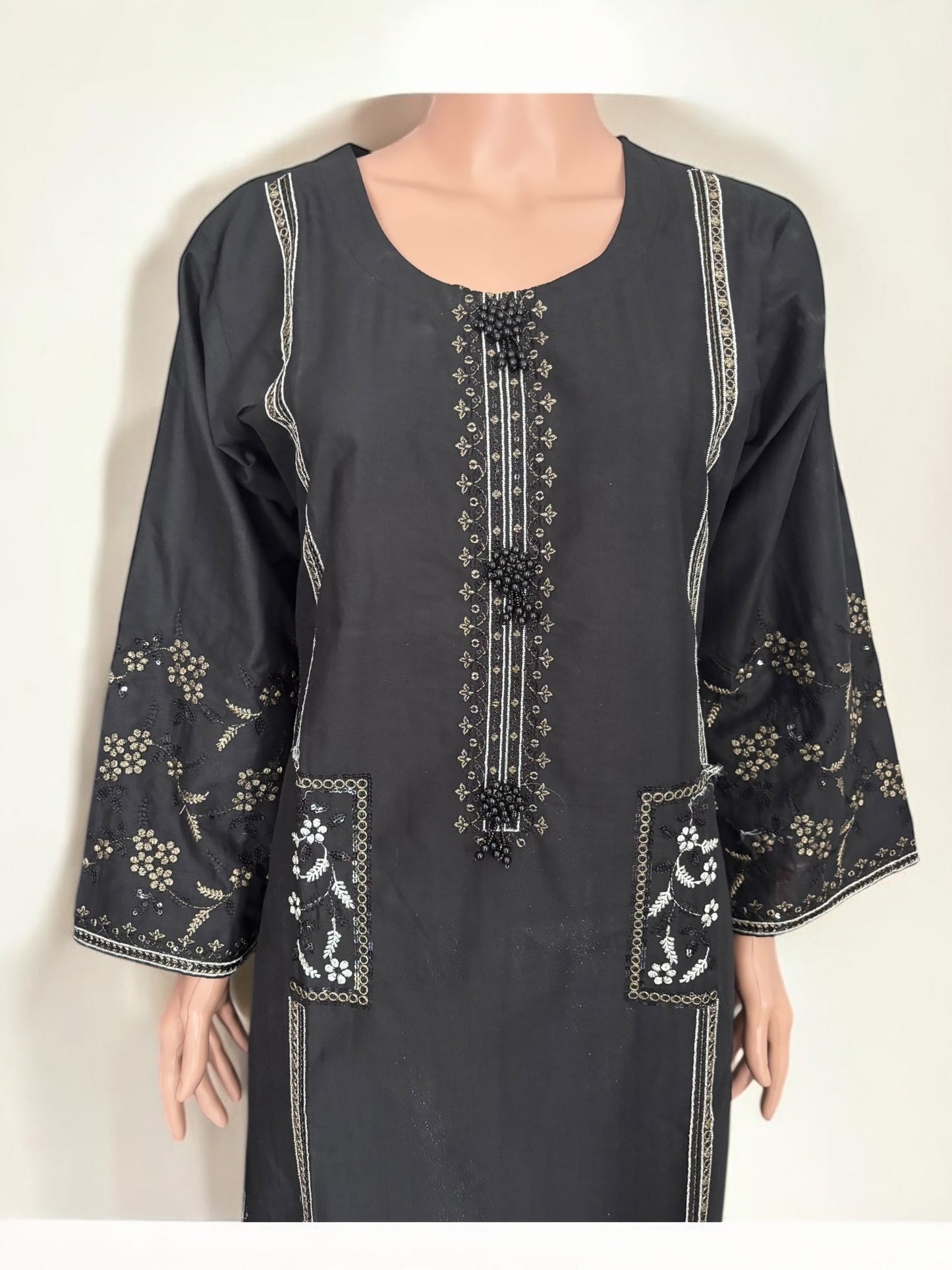 TRADITIONAL PAKISTANI SALWAR KAMEEZ – ETHNIC WEAR FOR WOMEN-282