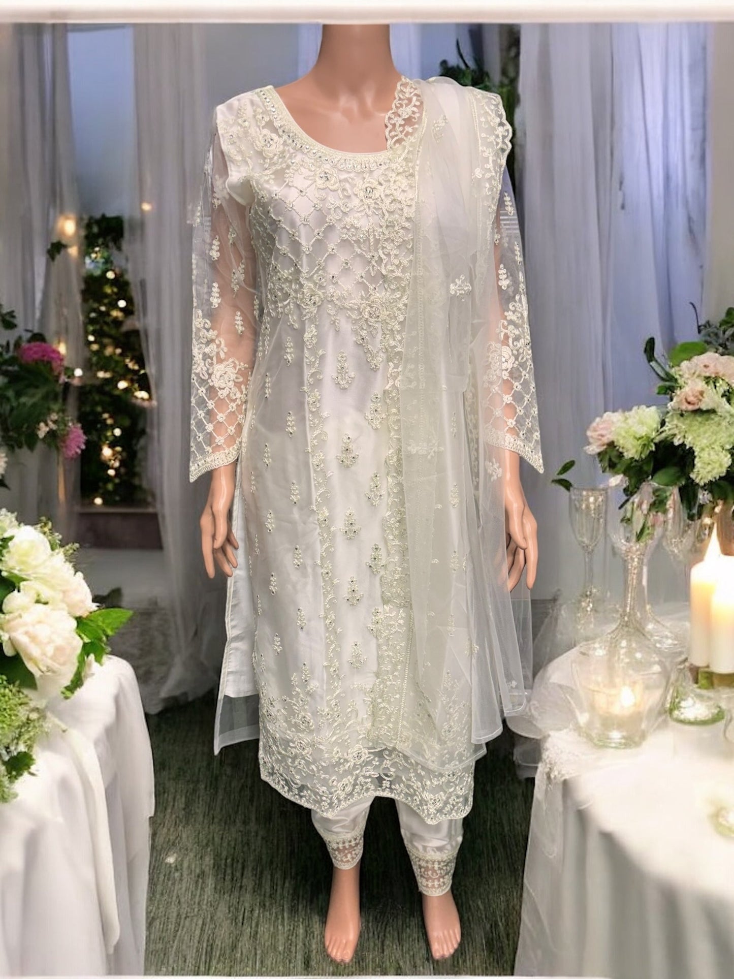 TRADITIONAL OFF WHITE DESIGNER SALWAR SUIT- ETHNIC WEAR FOR WOMEN