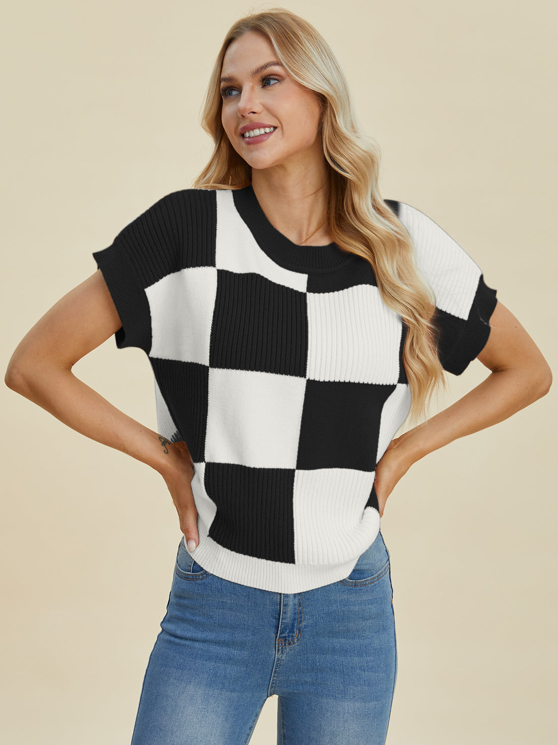 DOUBLE TAKE FULL SIZE CHECKERED ROUND NECK SHORT SLEEVE SWEATER