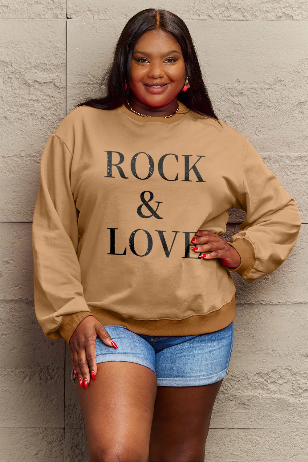 SIMPLY LOVE FULL SIZE ROCK ＆ LOVE ROUND NECK SWEATSHIRT