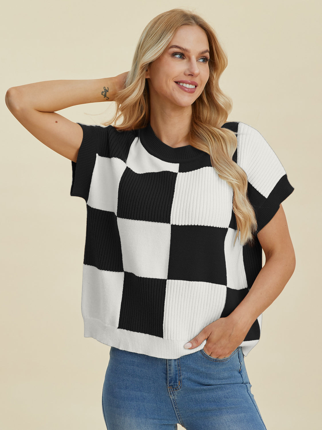 DOUBLE TAKE FULL SIZE CHECKERED ROUND NECK SHORT SLEEVE SWEATER