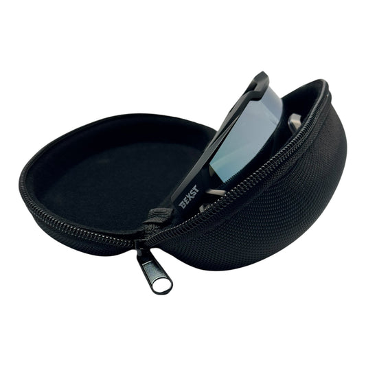 SPORT SOFT SHEATH SUNGLASS CASE AND PREMIUM CLEANING CLOTH