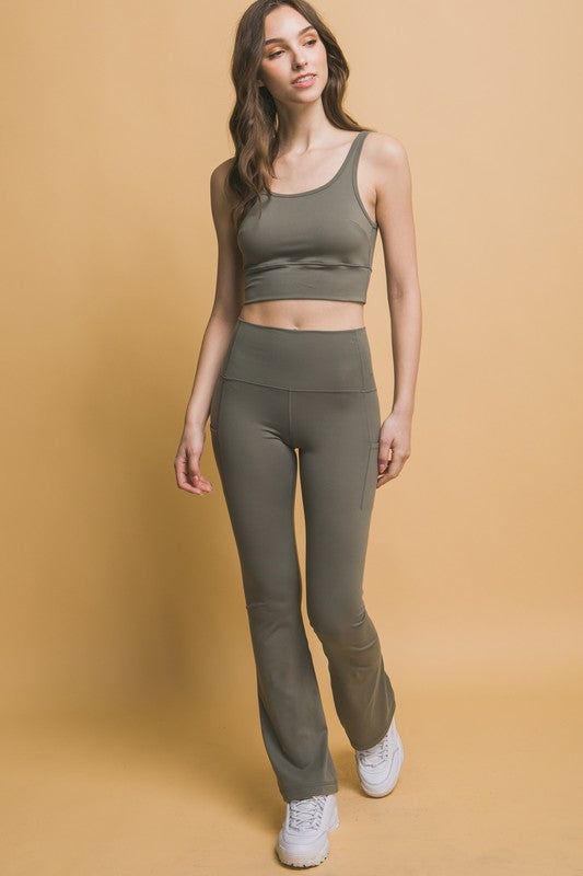 LOVE TREE HIGH WAIST FLARE ACTIVE LEGGINGS WITH SIDE POCKETS