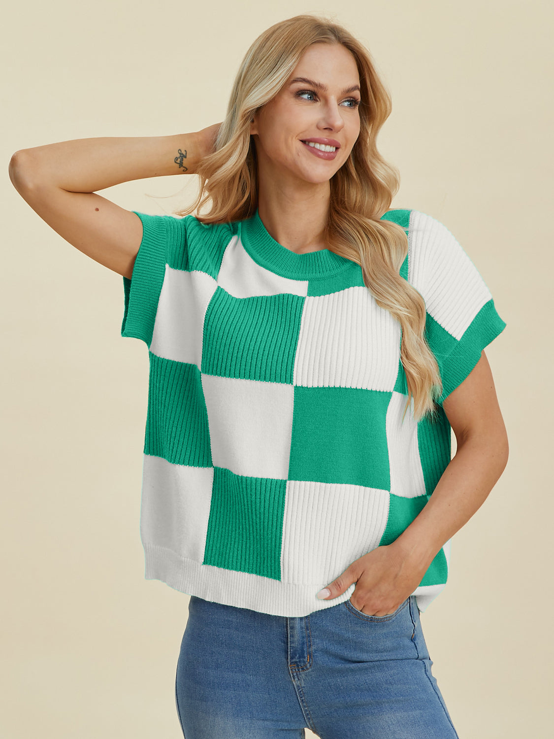 DOUBLE TAKE FULL SIZE CHECKERED ROUND NECK SHORT SLEEVE SWEATER