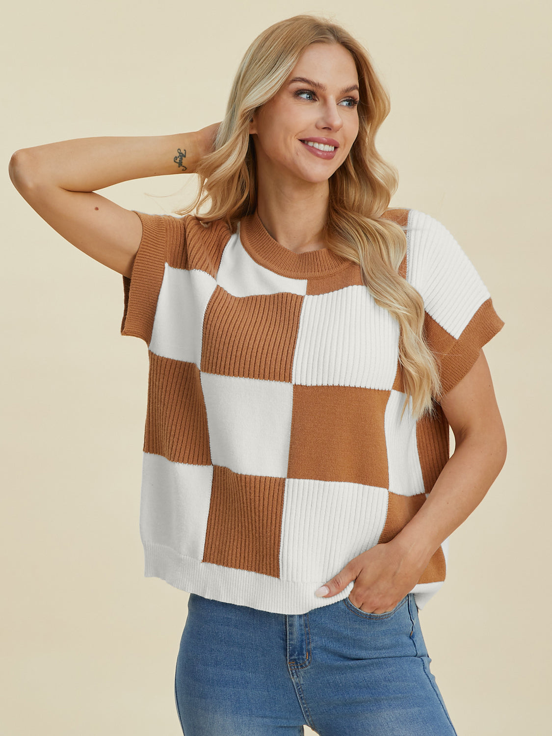 DOUBLE TAKE FULL SIZE CHECKERED ROUND NECK SHORT SLEEVE SWEATER