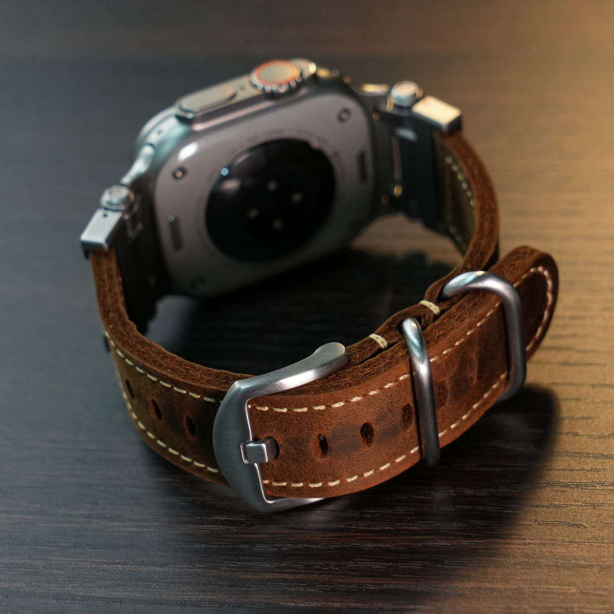 TACTICAL VINTAGE LEATHER BAND FOR APPLE WATCH