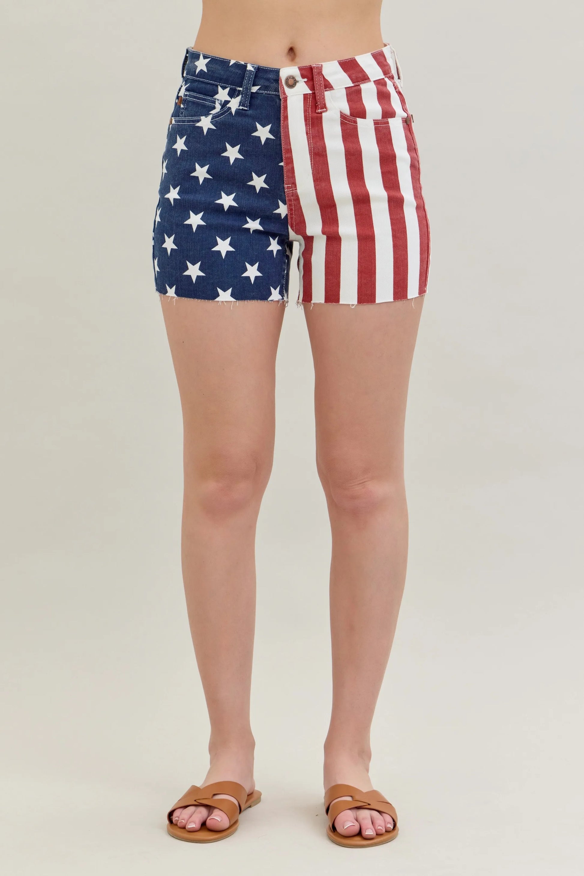 JUDY BLUE FULL SIZE HIGH WAIST AMERICANA FLAG FRAY HEM SHORTS PLUS SIZE