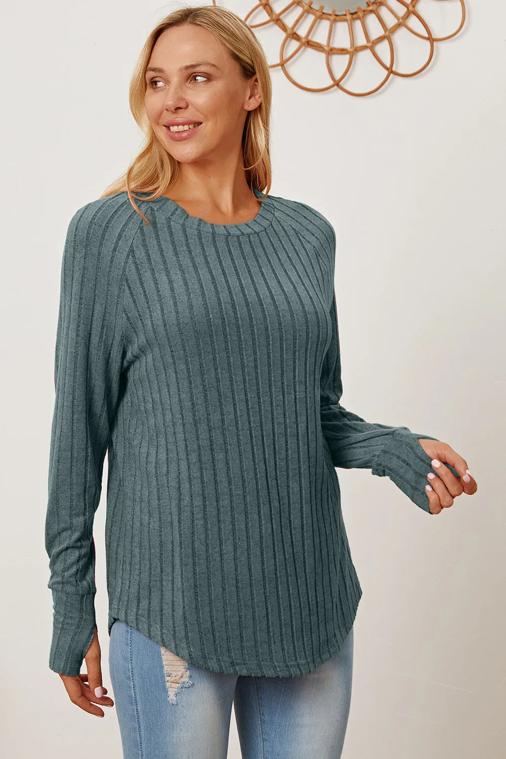 BASIC BAE FULL SIZE RIBBED THUMBHOLE SLEEVE T-SHIRT