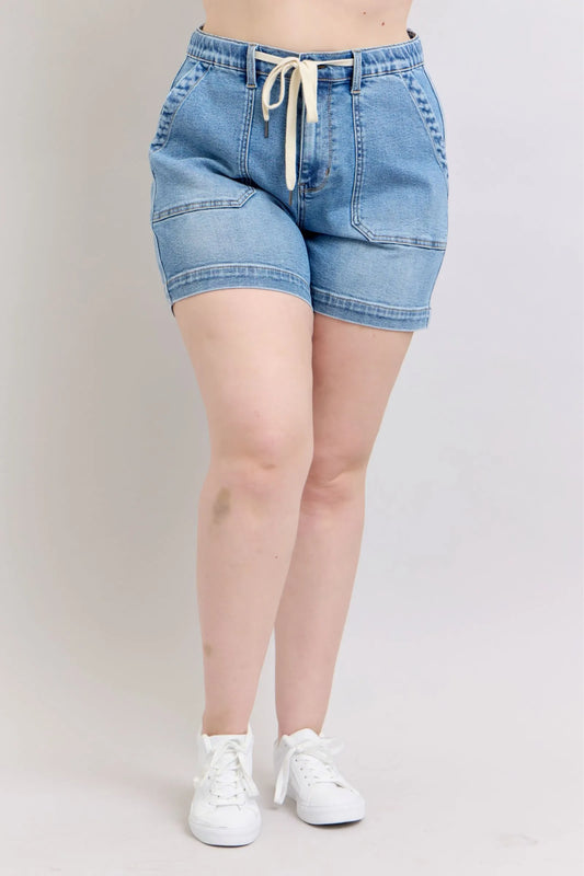 JUDY BLUE PLUS SIZE HIGH WAIST VINTAGE WASH DENIM SHORTS
