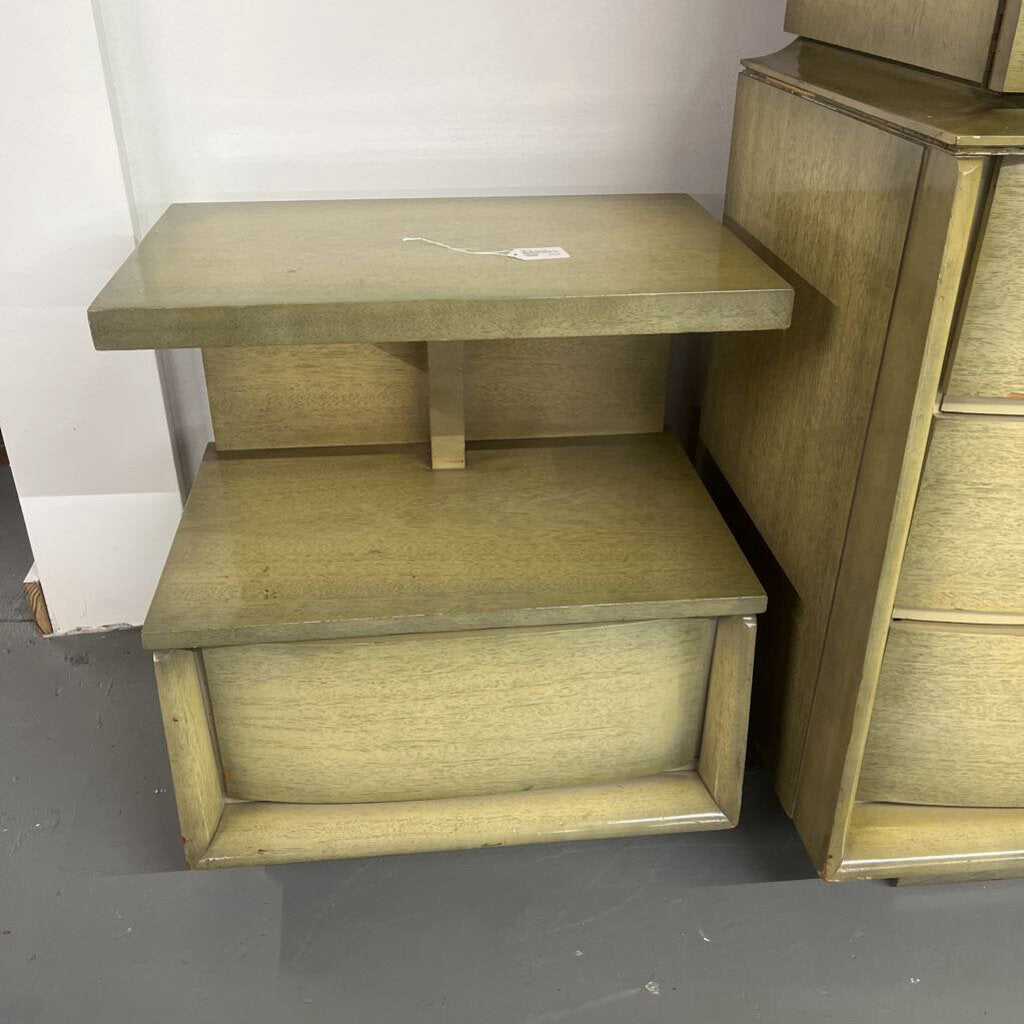 4PC MID CENTURY ASH DRESSER CHEST & NIGHTSTAND SET (AS IS)-Thriftique Marketplace