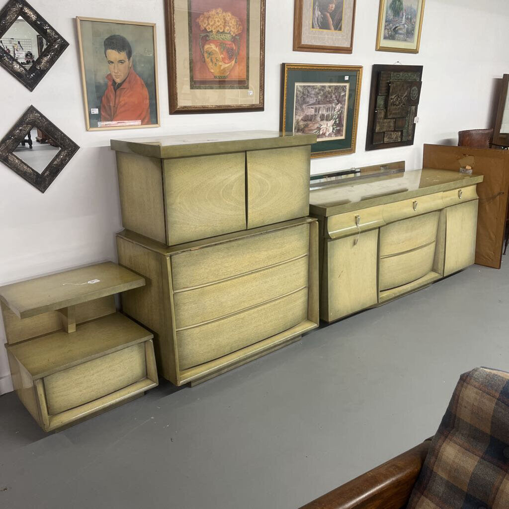 4PC MID CENTURY ASH DRESSER CHEST & NIGHTSTAND SET (AS IS)-Thriftique Marketplace