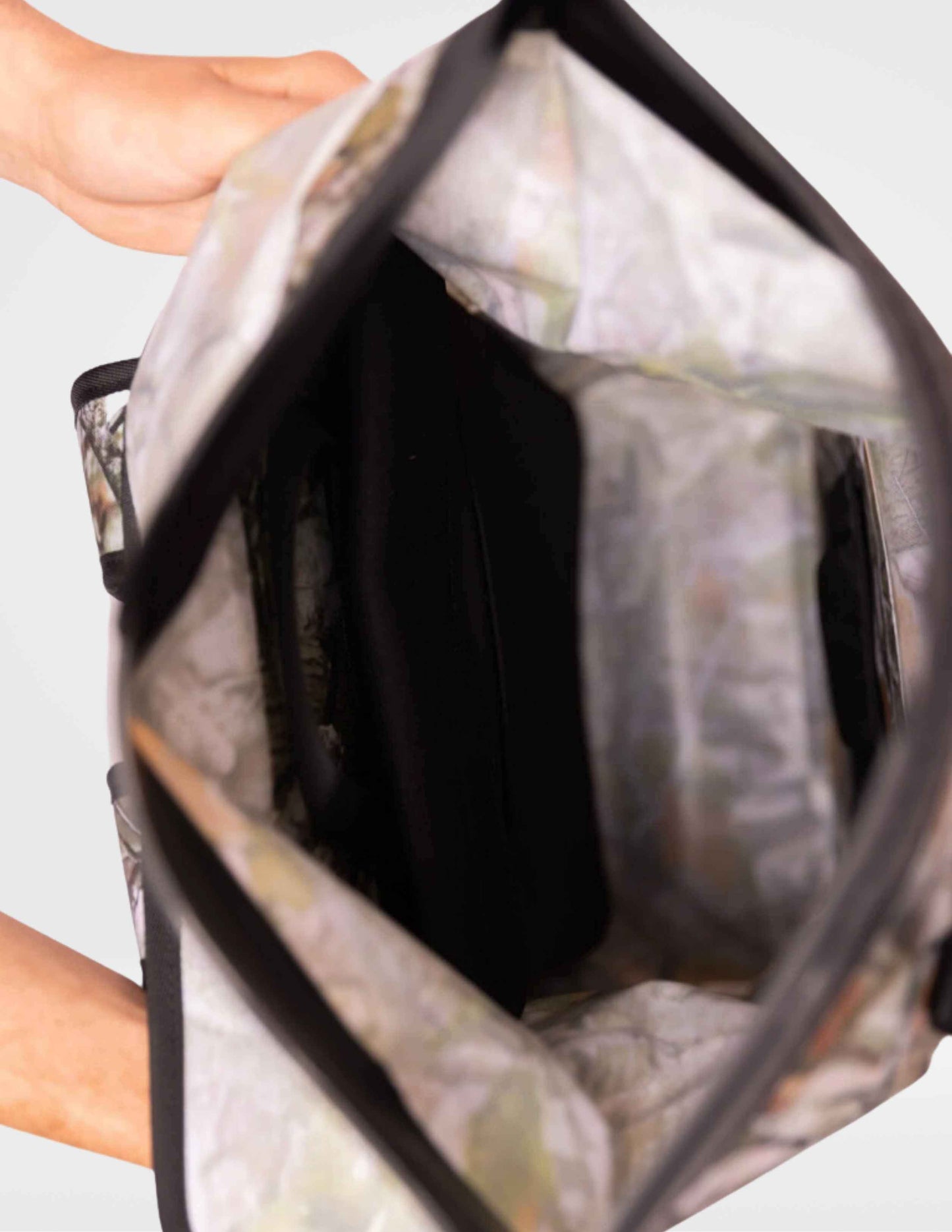 (ON SALE) 25-LITER, AUTO-SEALING, WATERPROOF, FLOATING, SCENT PROOF DRY BAG