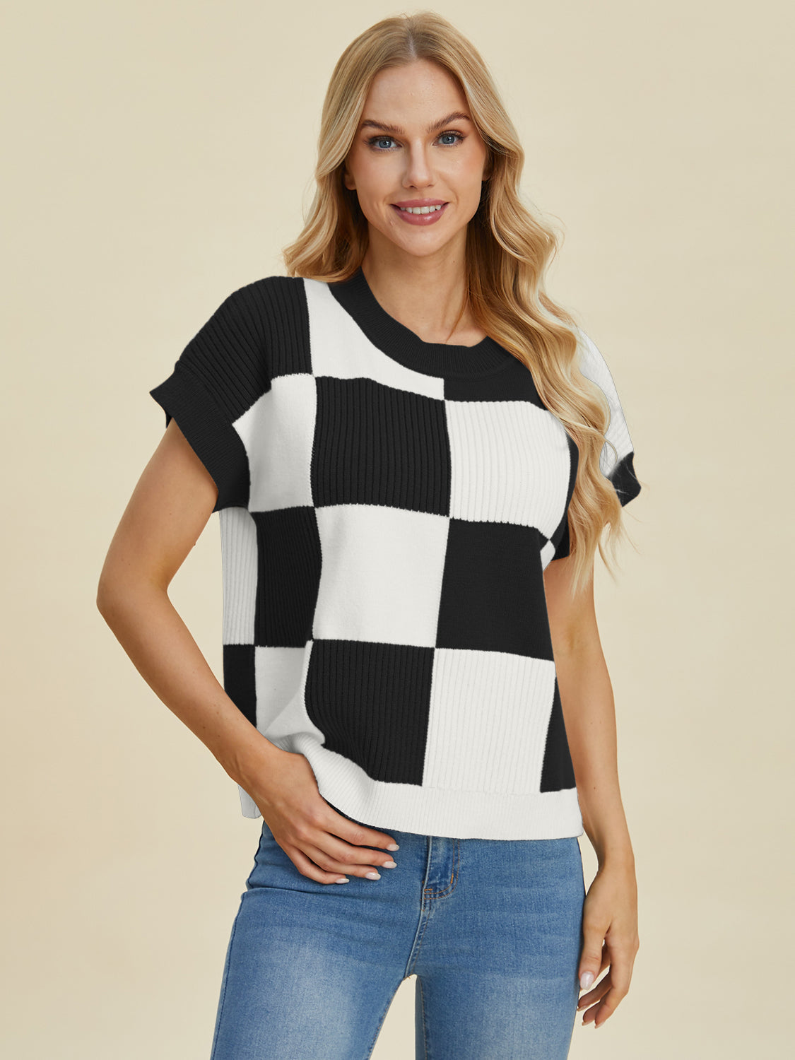 DOUBLE TAKE FULL SIZE CHECKERED ROUND NECK SHORT SLEEVE SWEATER