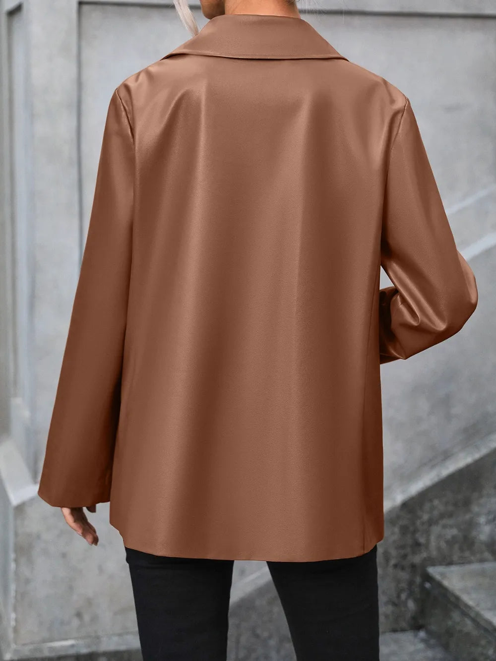 IVY LANE POCKETED BUTTON UP COLLARED NECK BLAZER