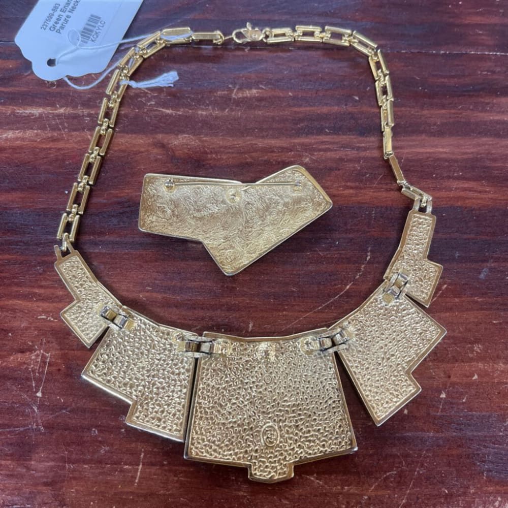 GREEN ENAMEL DEMI PARURE NECKLACE SET