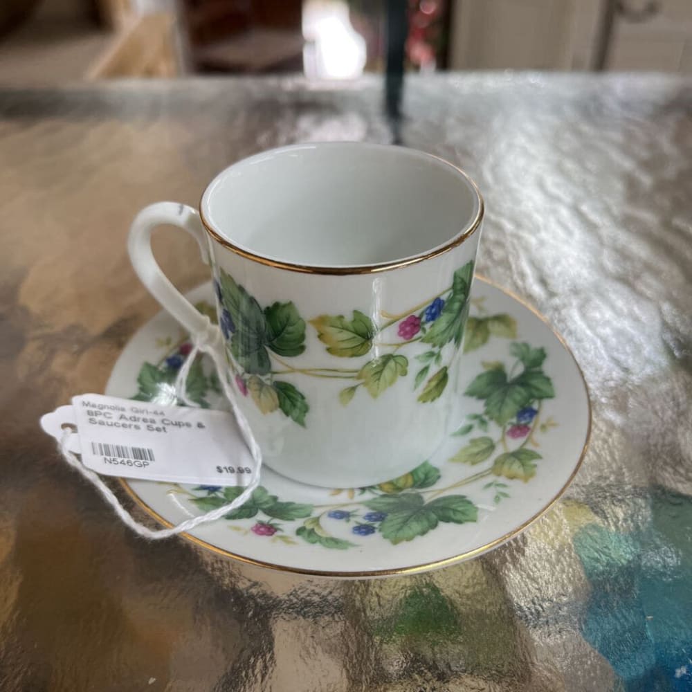 8PC ADREA CUPS & SAUCERS SET