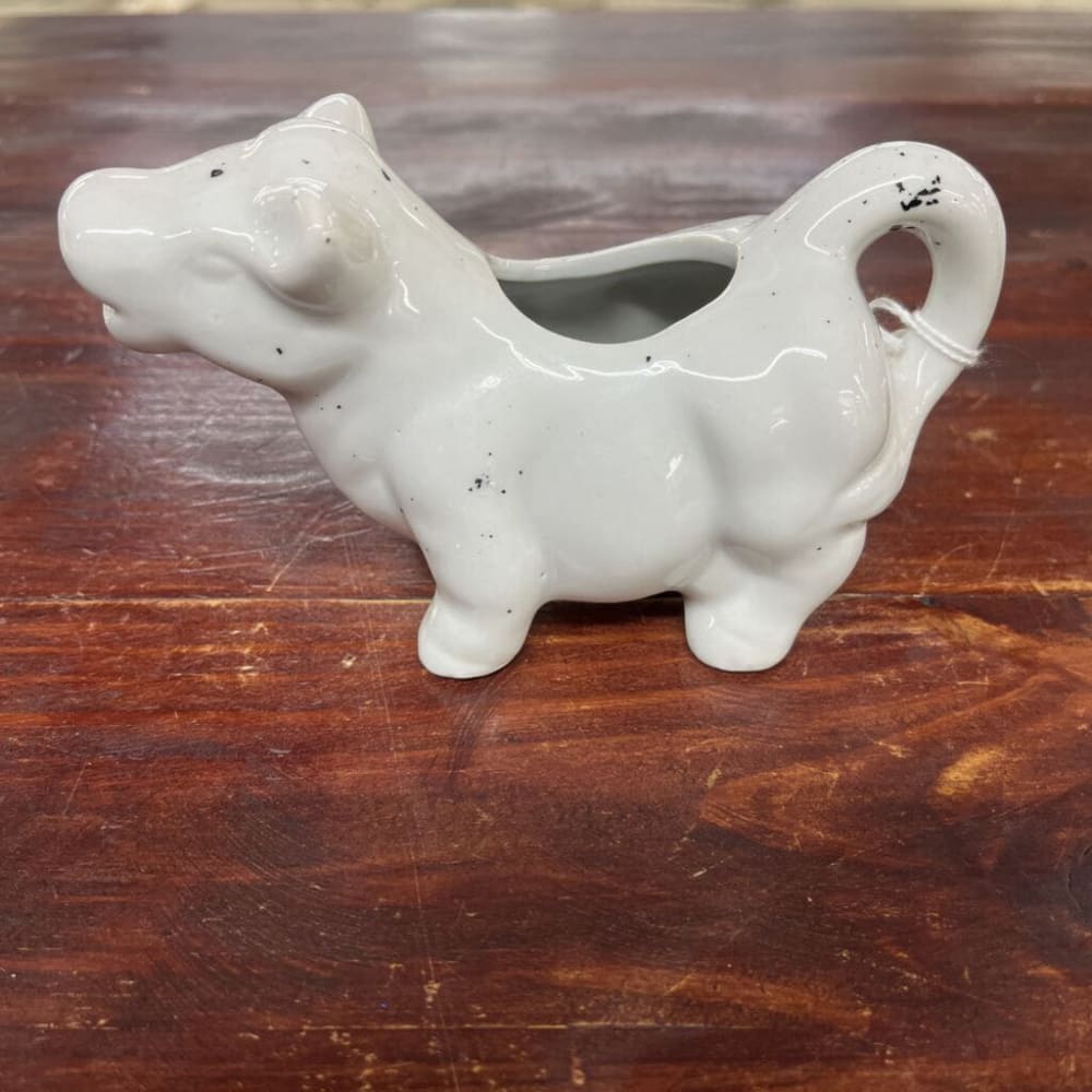 VINTAGE COW CREAMER