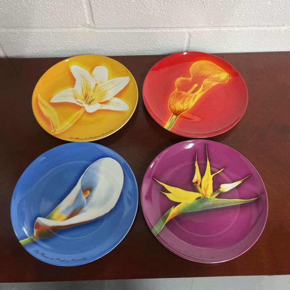 4PC GIVENCHY ART PLATES
