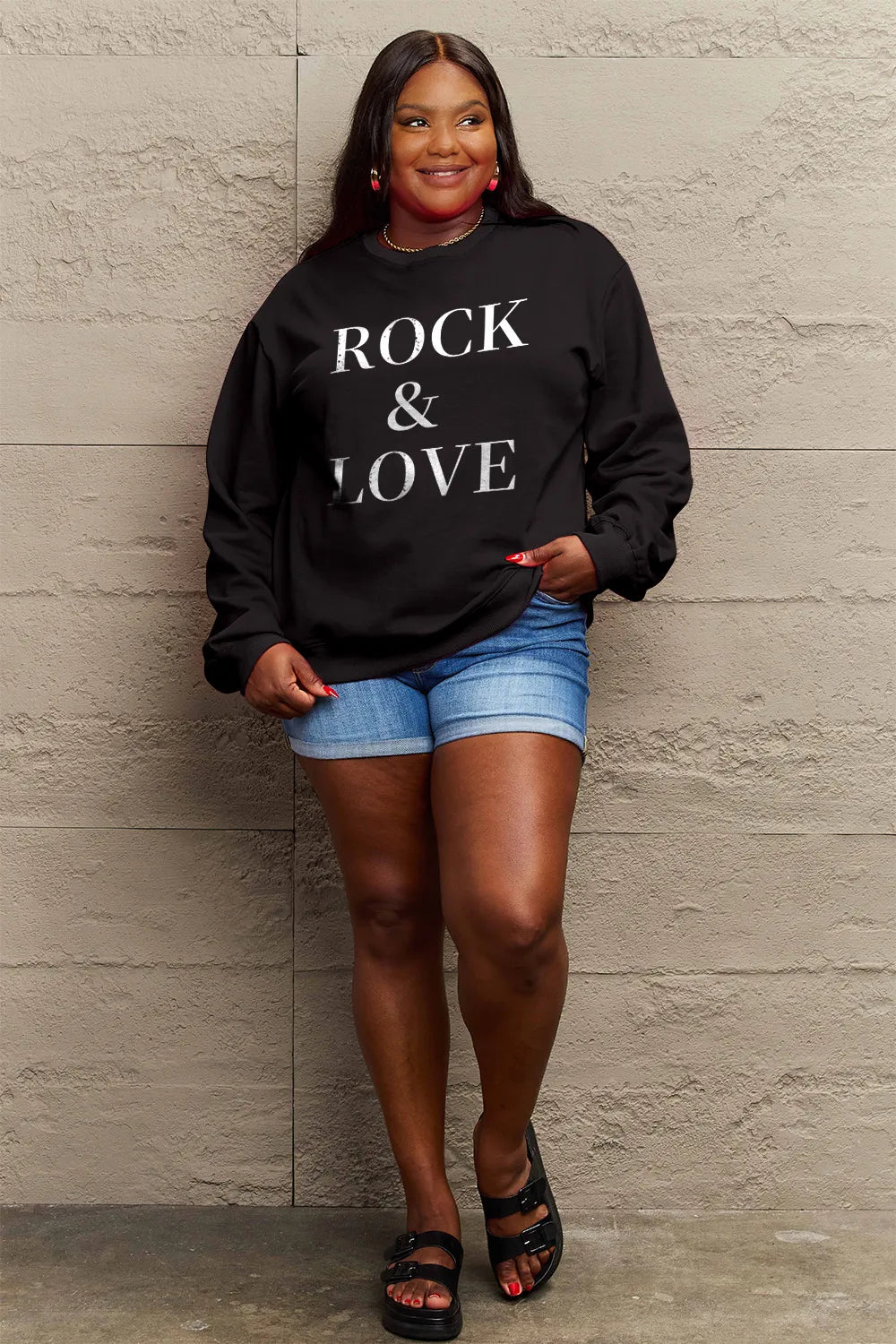 SIMPLY LOVE FULL SIZE ROCK ＆ LOVE ROUND NECK SWEATSHIRT