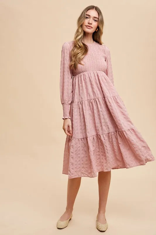 ANNIE WEAR TEXTURED SMOCKING BODICE TIERED MIDI DRESS