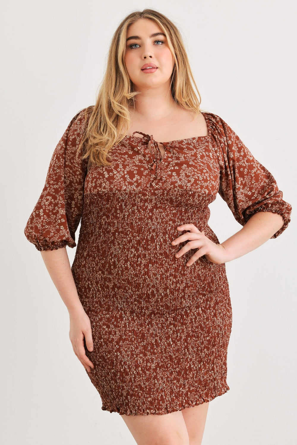 ZENOBIA PLUS SIZE SMOCKED PRINTED SQUARE NECK MINI DRESS