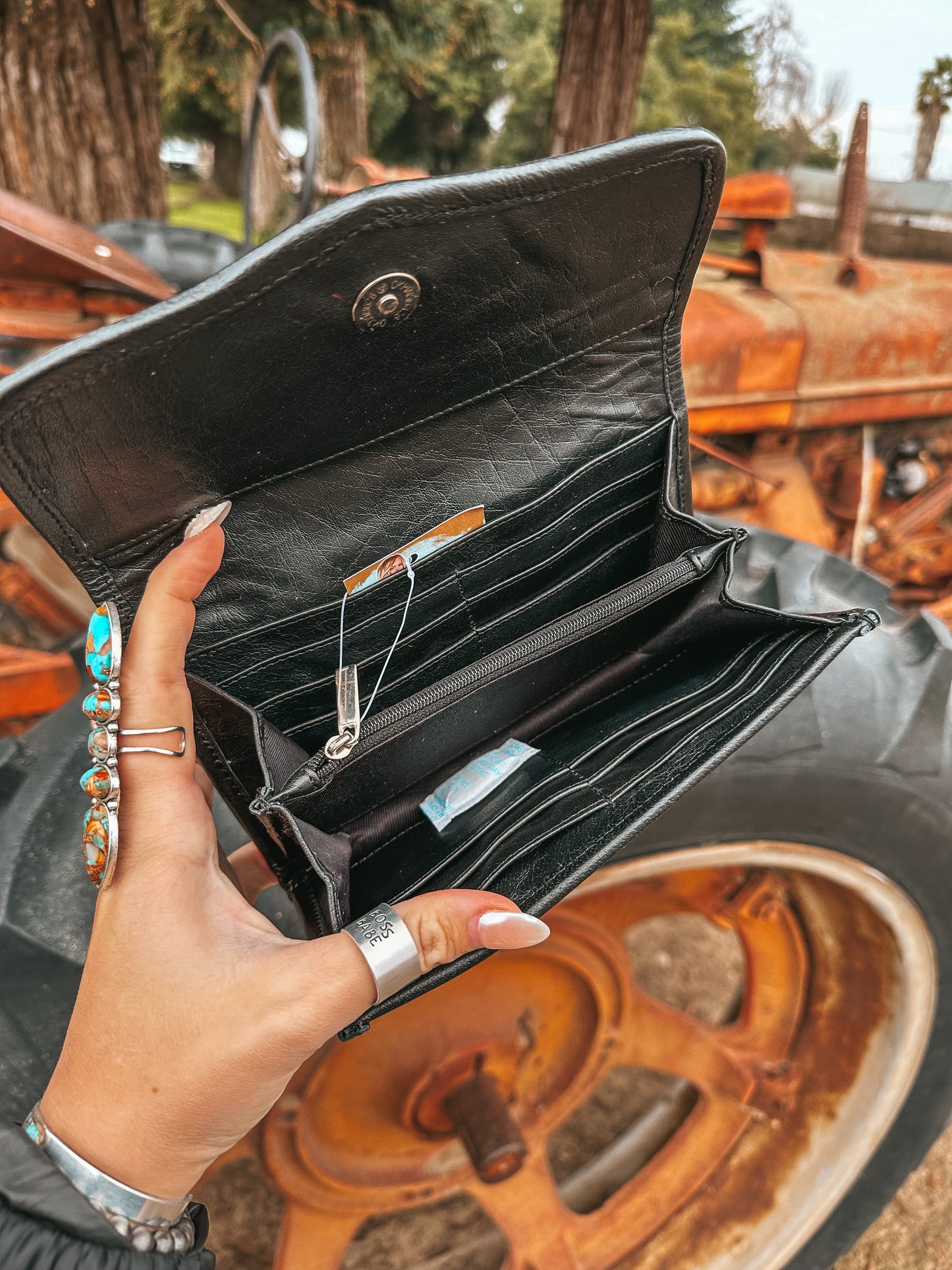 THE ACE HIGH BONNIE WALLET A HAUTE SOUTHERN HYDE BY BETH MARIE EXCLUSIVE WALLET