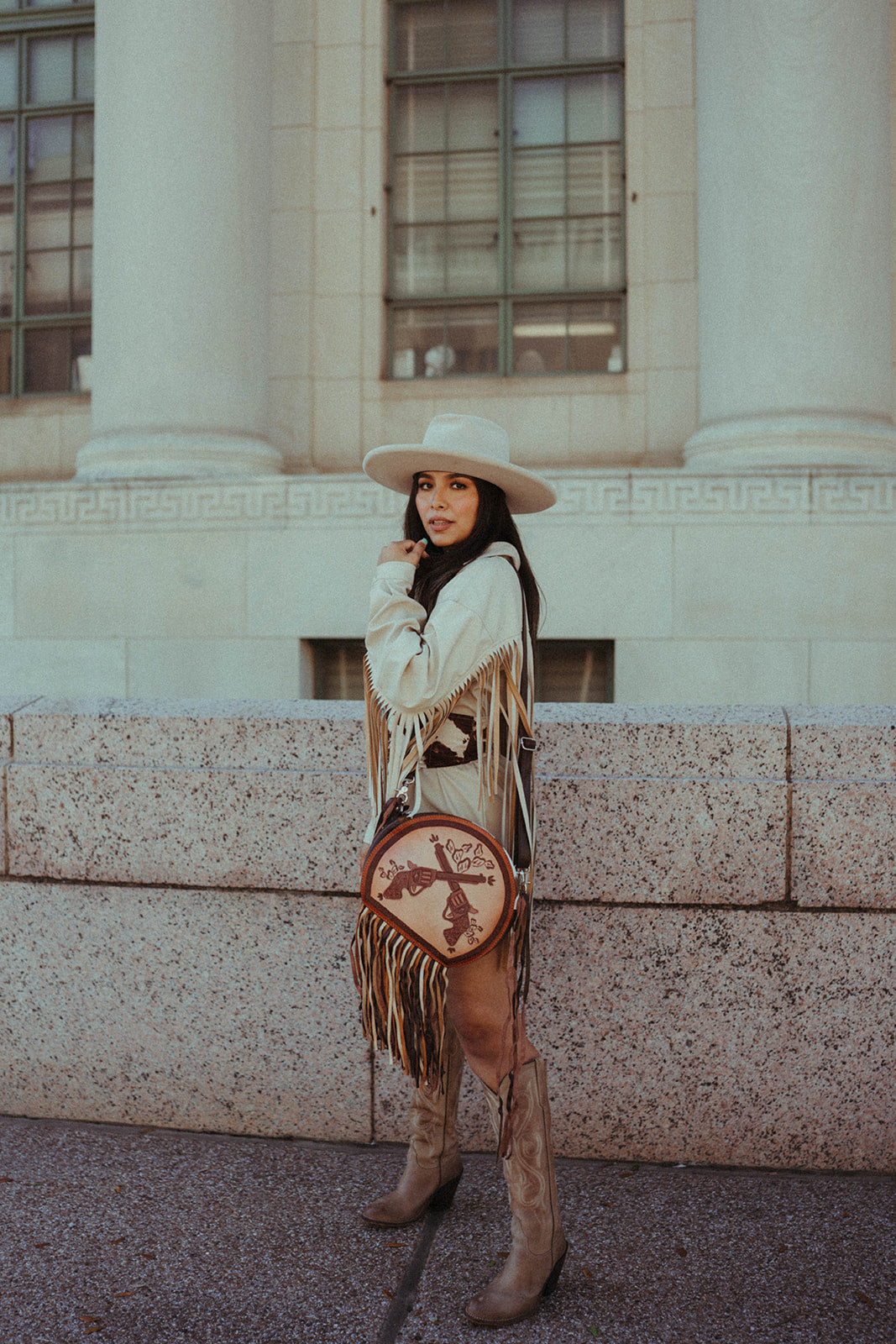 THE SMOKING GUN A HAUTE SOUTHERN HYDE BY BETH MARIE EXCLUSIVE