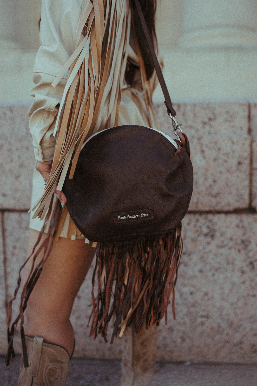 THE SMOKING GUN A HAUTE SOUTHERN HYDE BY BETH MARIE EXCLUSIVE