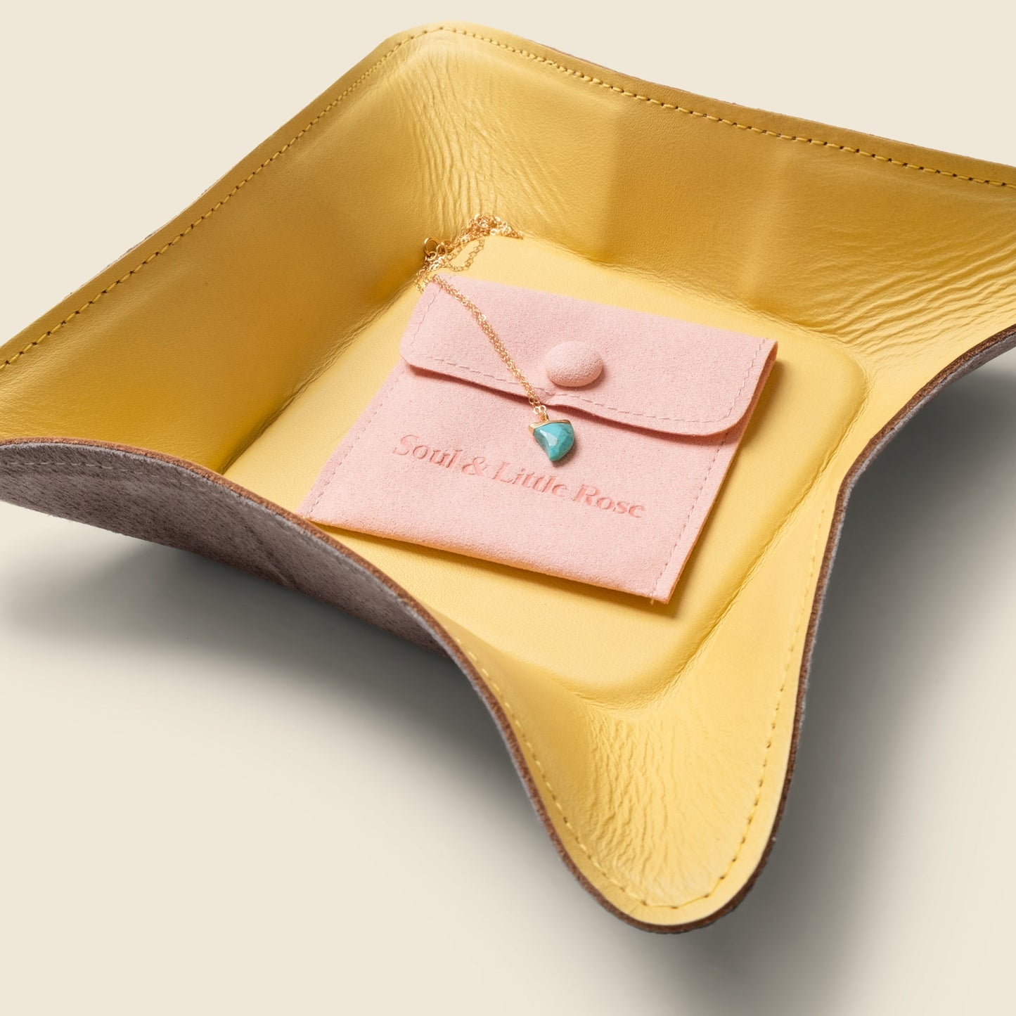 TRAVEL VALET TRAY - YELLOW