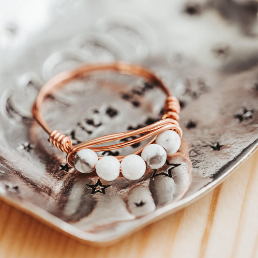 HOWLITE BEADS RING