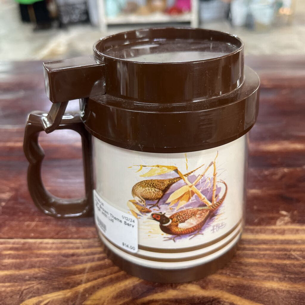 Pair Brown Theme Serv Mugs with Lid