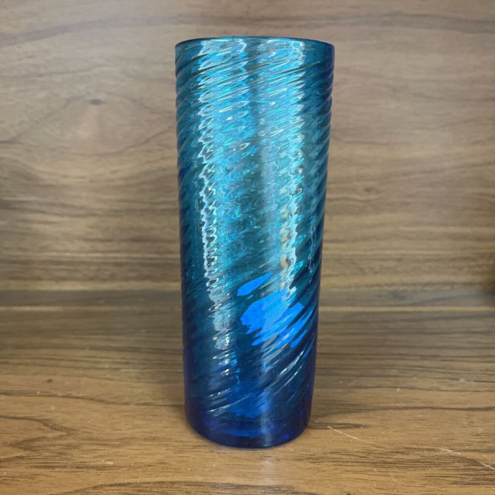 BLUE TWIRL TUMBLER VASE