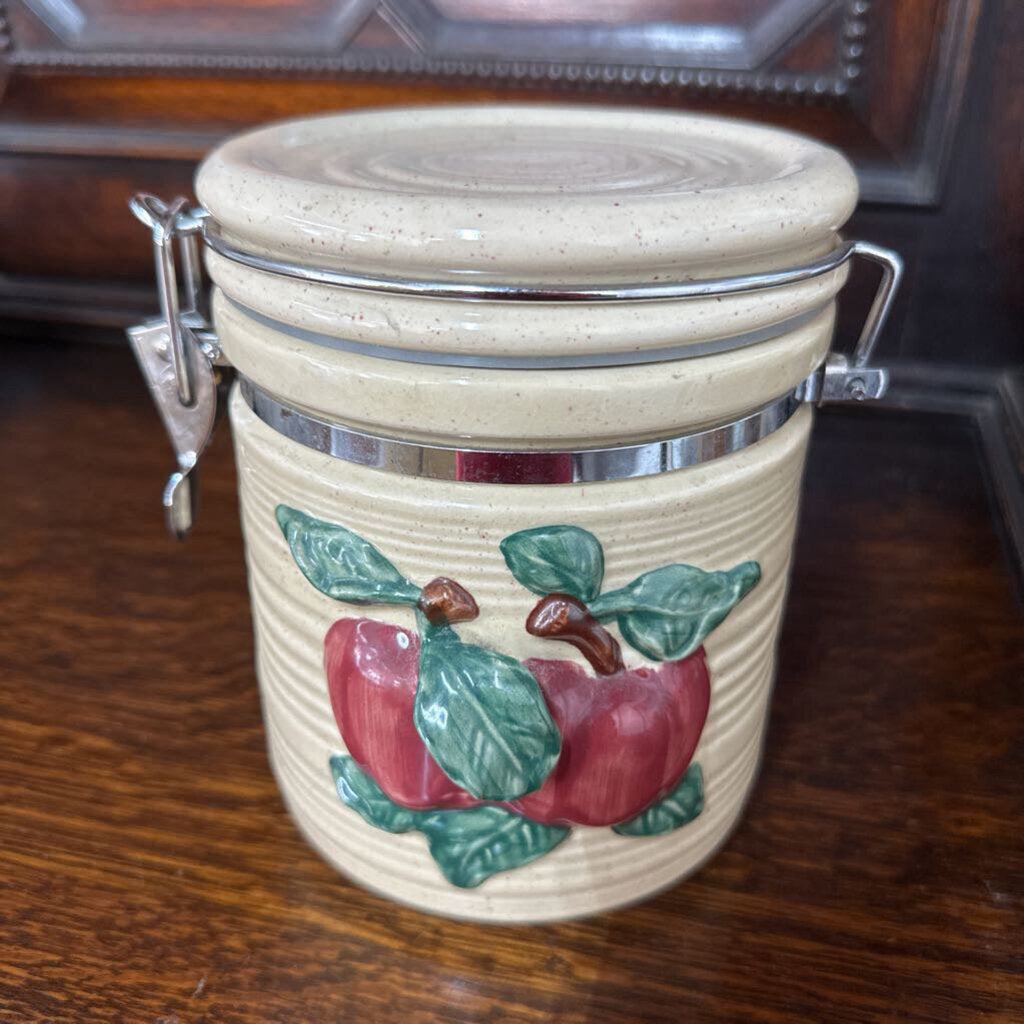 FARMHOUSE APPLE CANESTER