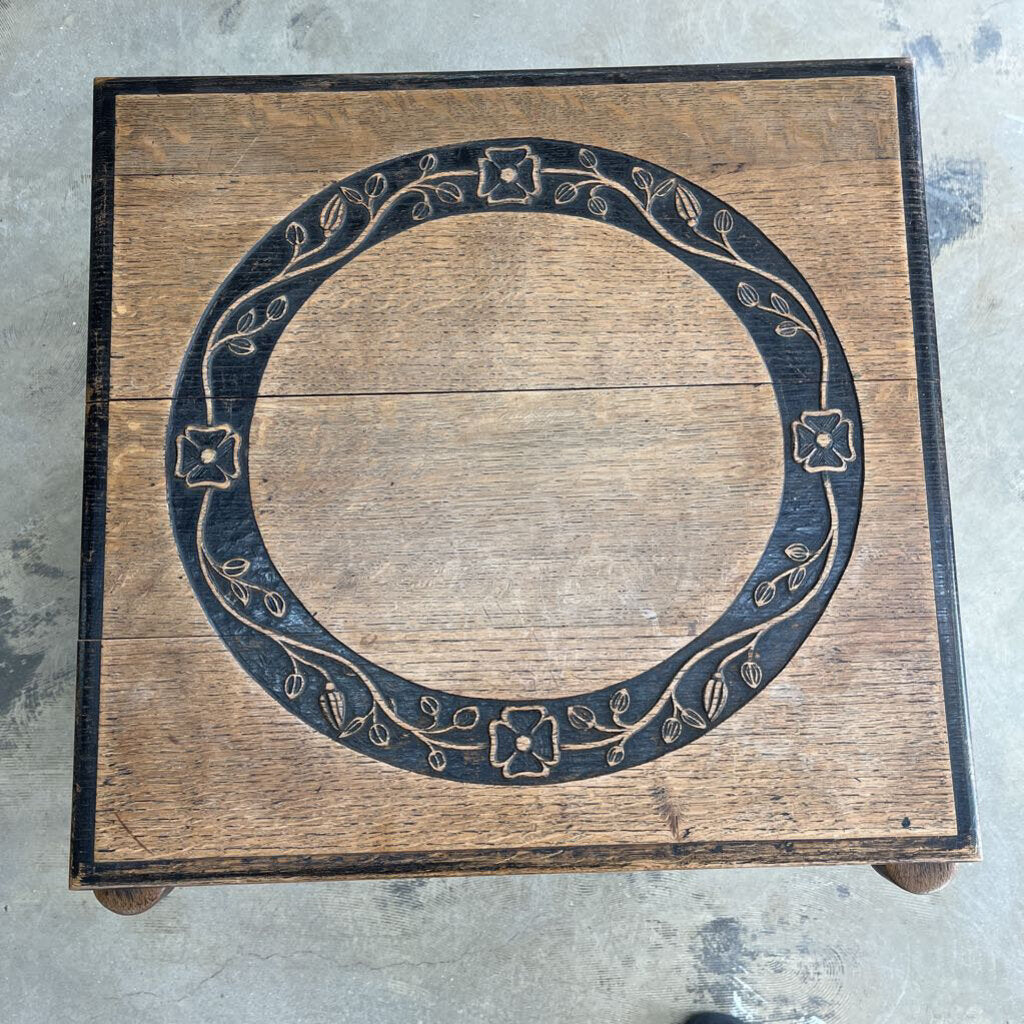 ANTIQUE 17TH CENTURY MONKS CHAIR/TABLE