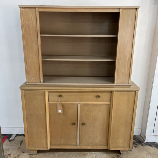 MID CENTURY MODERN BLONDE CHINA CABINET