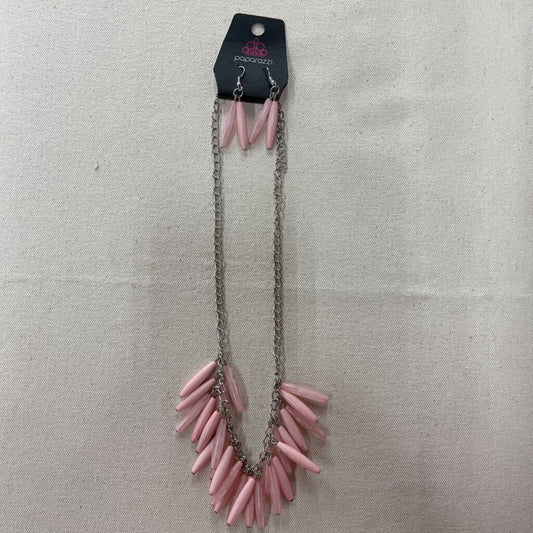 PINK NECKLACE-Thriftique Marketplace