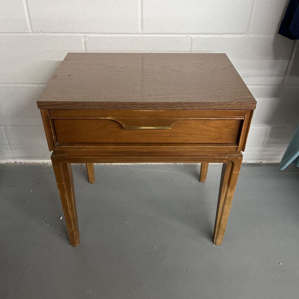 BASIC-WITZ MID CENTURY NIGHTSTAND