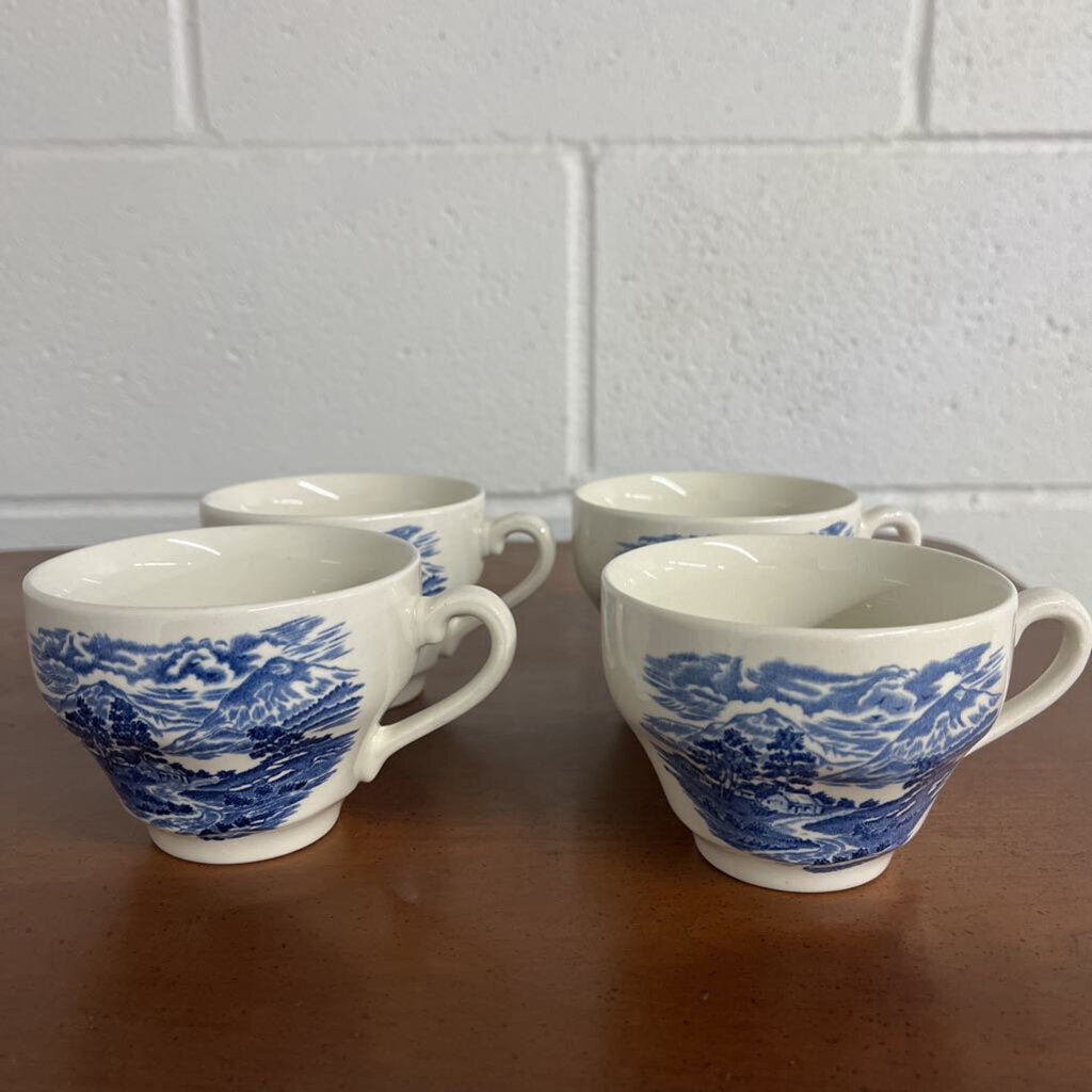 BLUE WILLOW (ENGLAND) SET OF 4-Thriftique Marketplace