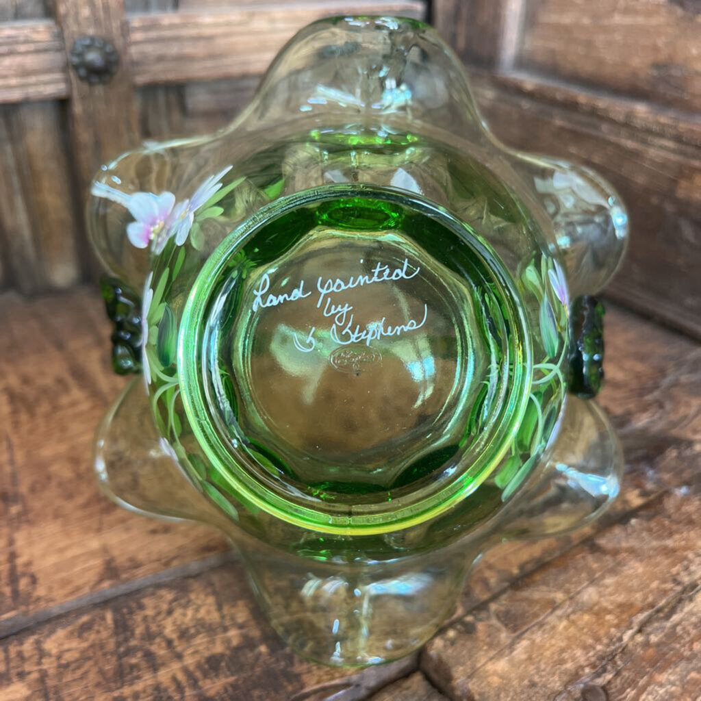Fenton Daybreak on Fern Green Basket