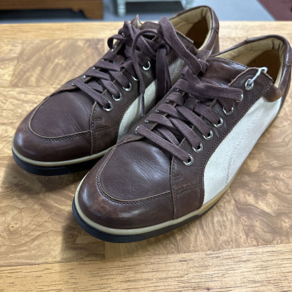 COLE HAAN SIZE: 8.5