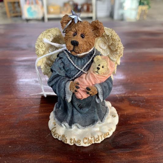 RETIRED BOYDS BEAR ANGEL