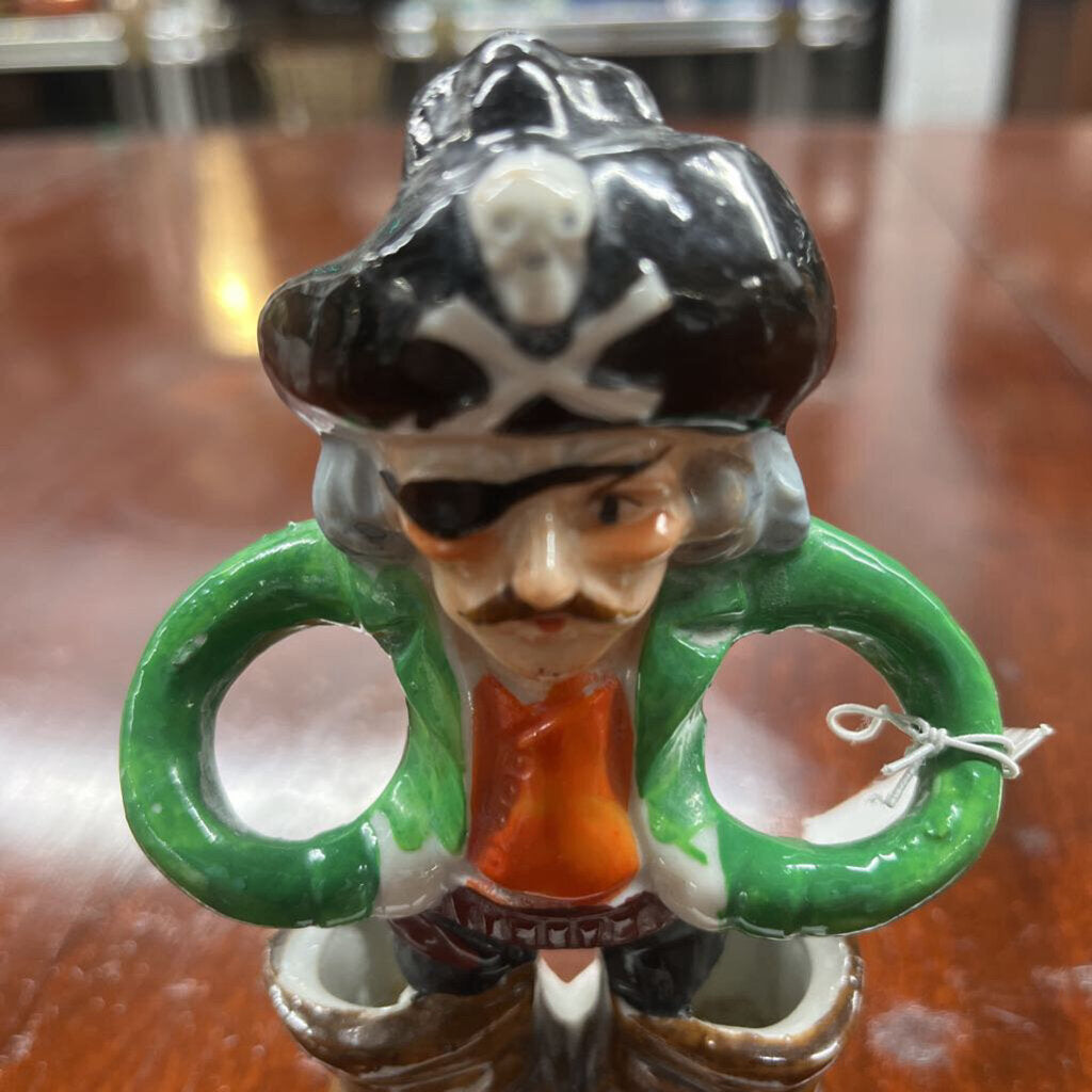 PIRATE CERAMIC TOOTHBRUSH HOLDER/. WALL MOUNT OR STAND ALONE JAPAN