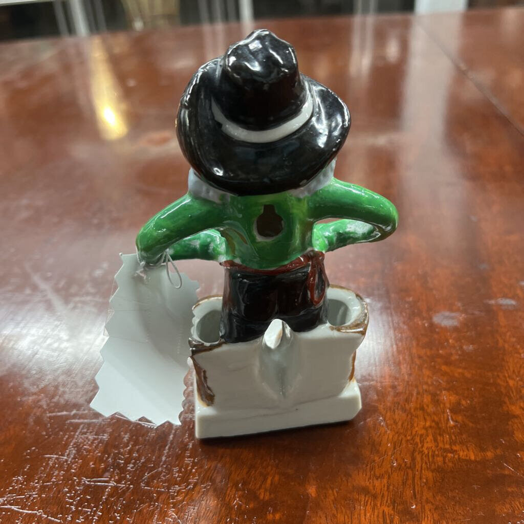 PIRATE CERAMIC TOOTHBRUSH HOLDER/. WALL MOUNT OR STAND ALONE JAPAN