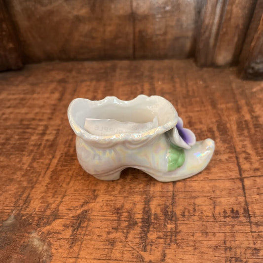 SHOE WITH PURPLE FLOWER MADE IN JAPAN