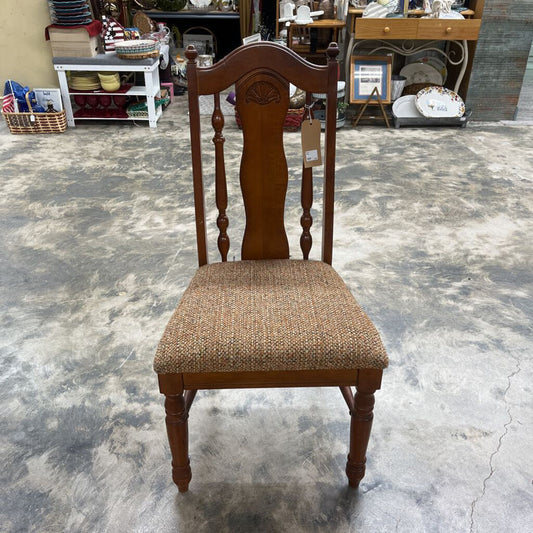 CHAIR-Thriftique Marketplace