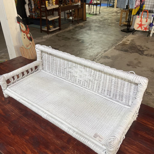 WHITE WICKER BOOKSHELF (HANGING OR DESKTOP)