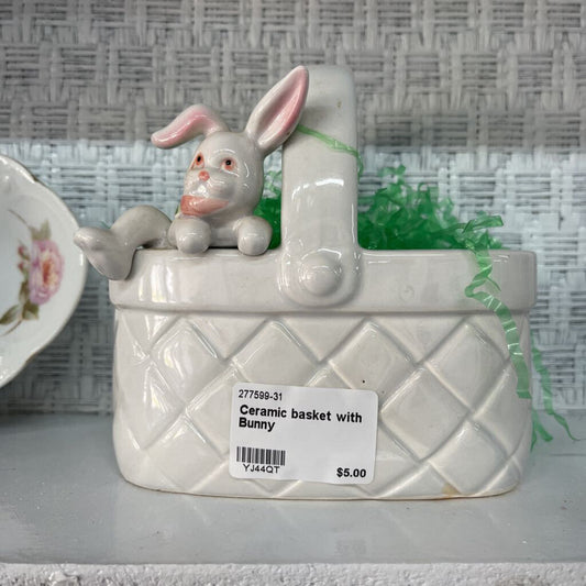 CERAMIC BASKET WITH BUNNY