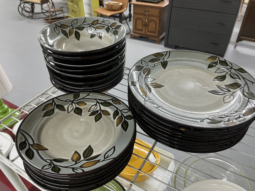 PFALTZGRAFF "RUSTIC LEAVES" 23PC SET
